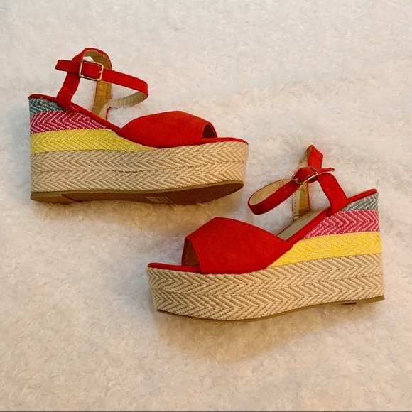 Red Summer Wedges NEW - Picture 3 of 5